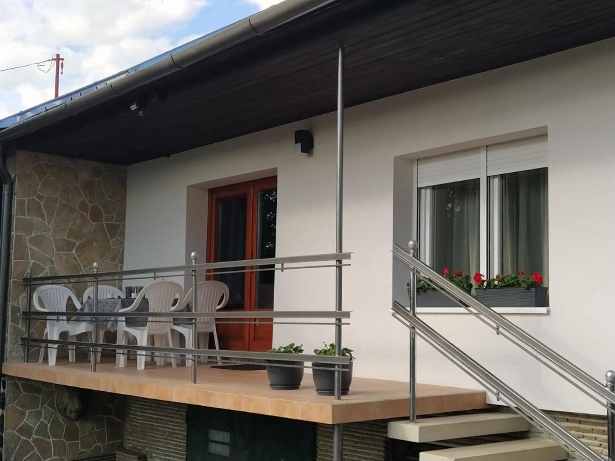 Kertes Nyaralohaz Villa Keszthely Exterior photo